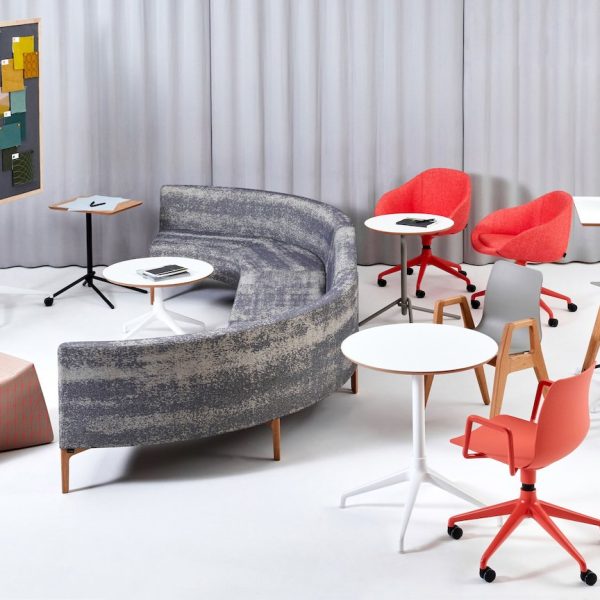 ig_prd_ovw_polly_chair_04.jpg.rendition.1152.1152