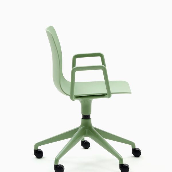 ig_prd_ovw_polly_chair_06.jpg.rendition.1152.1152