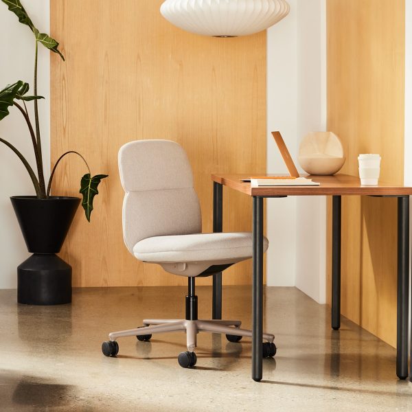 it_prd_ovw_asari_chair_by_herman_miller_01.jpg.rendition.1600.1200