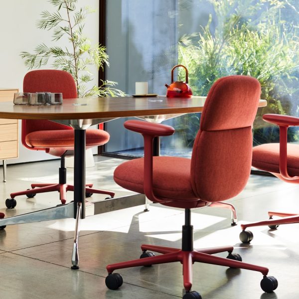 it_prd_ovw_asari_chair_by_herman_miller_03.jpg.rendition.1600.900